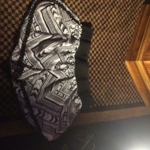 No boundaries flowy shorts